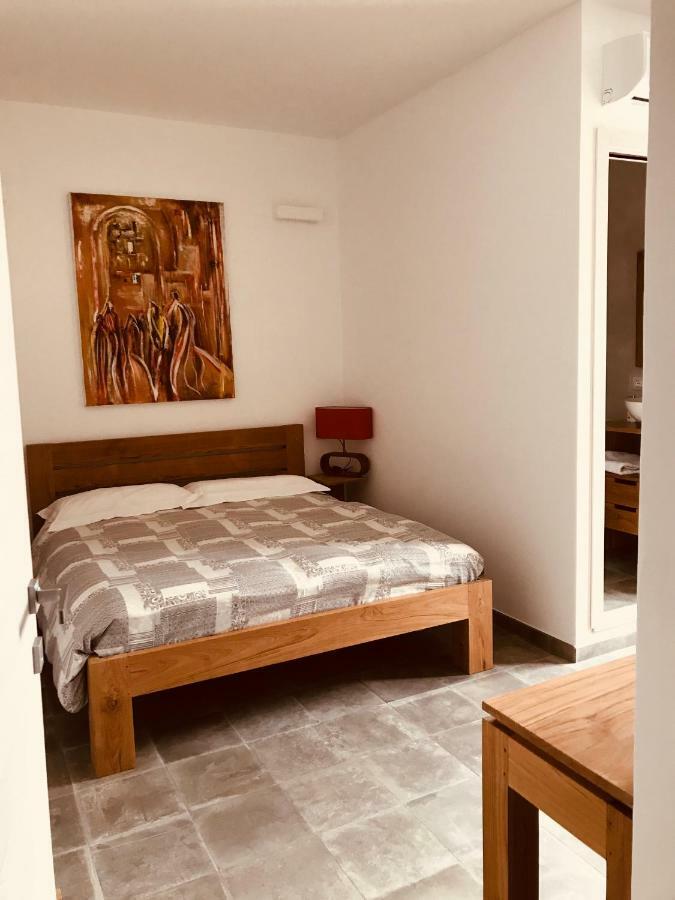 B&B Ebo' Olbia Bagian luar foto